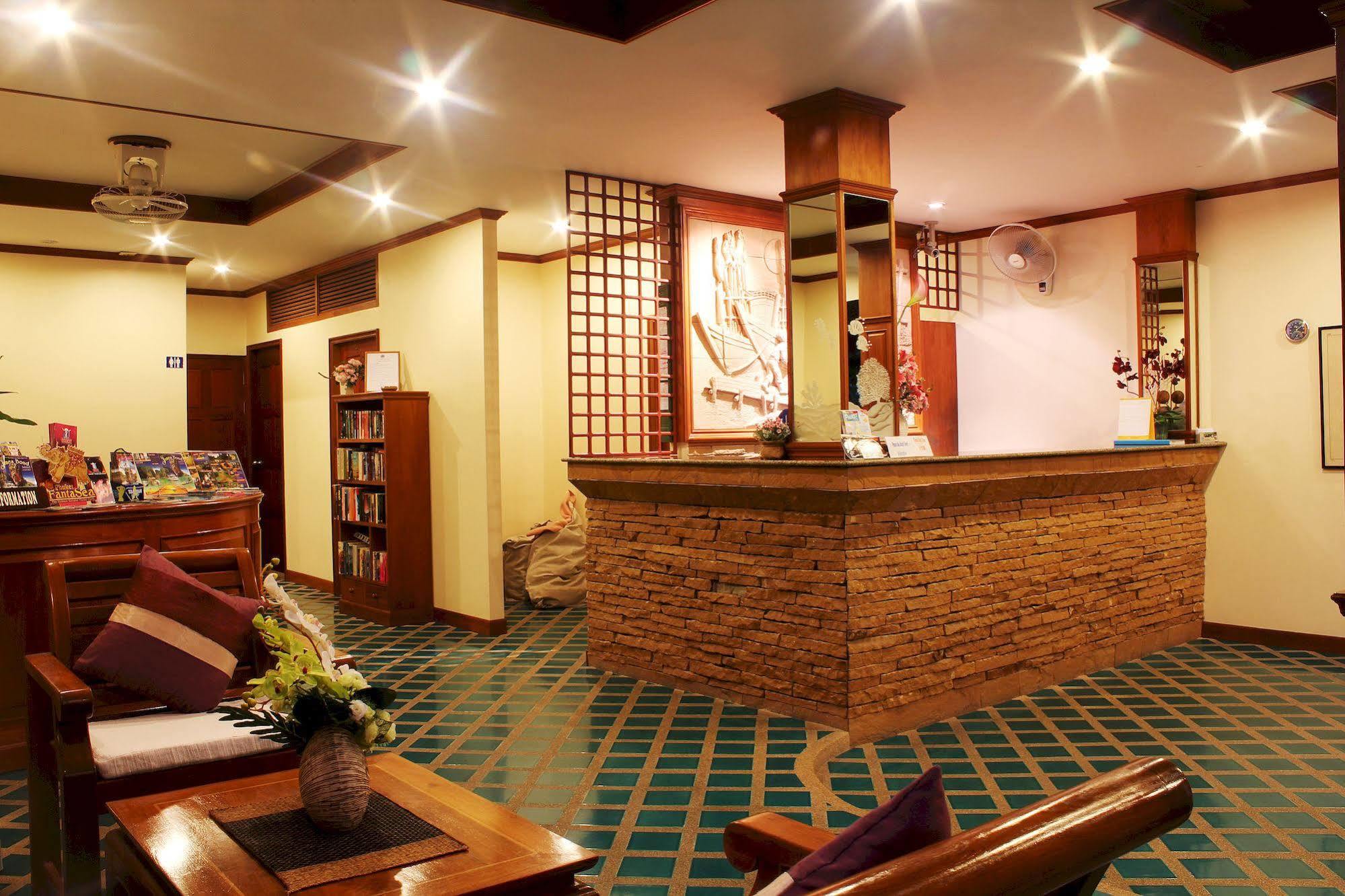 Baan Pron Phateep Patong Extérieur photo